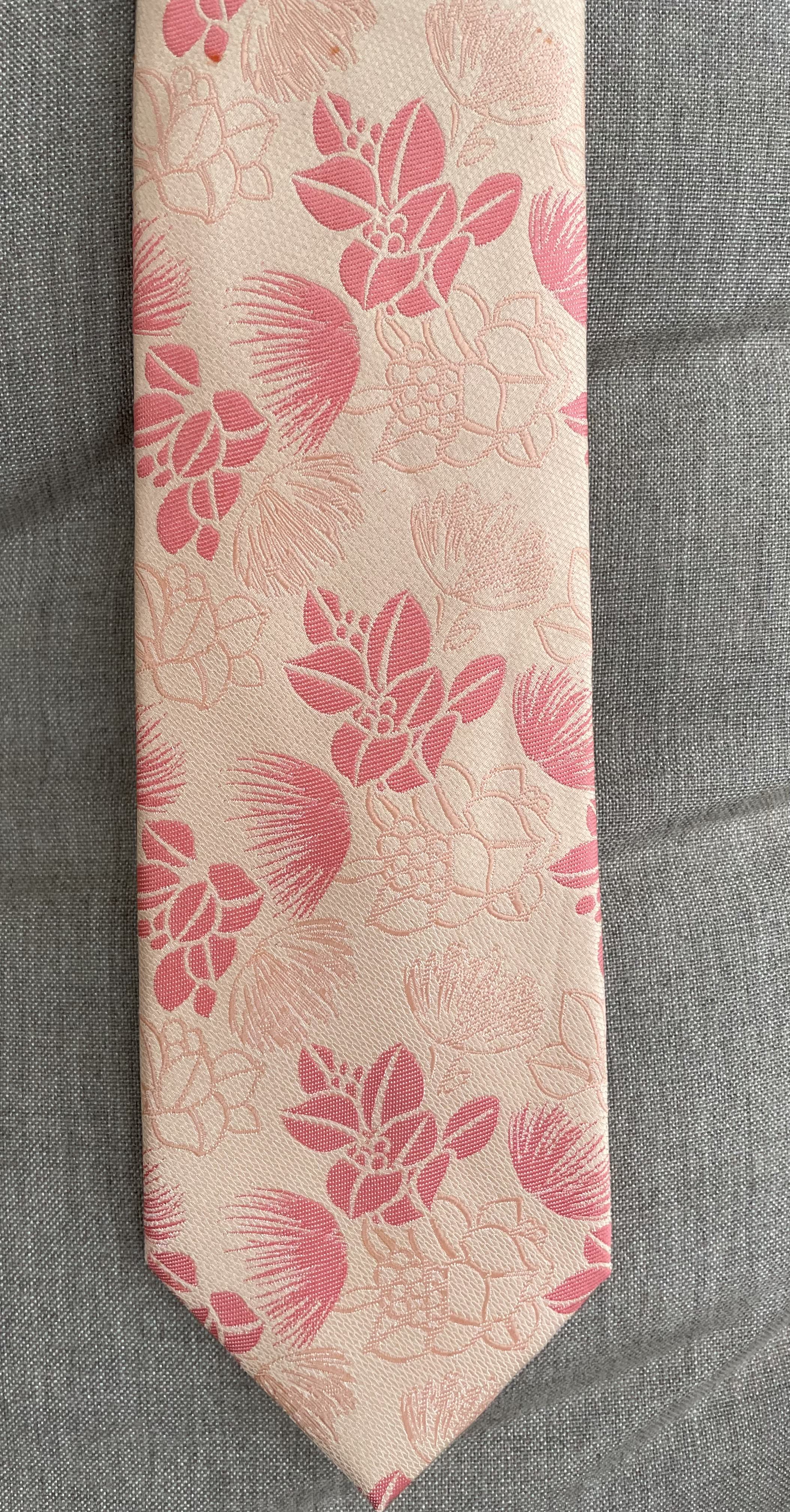 Ohia Peach Modern Necktie