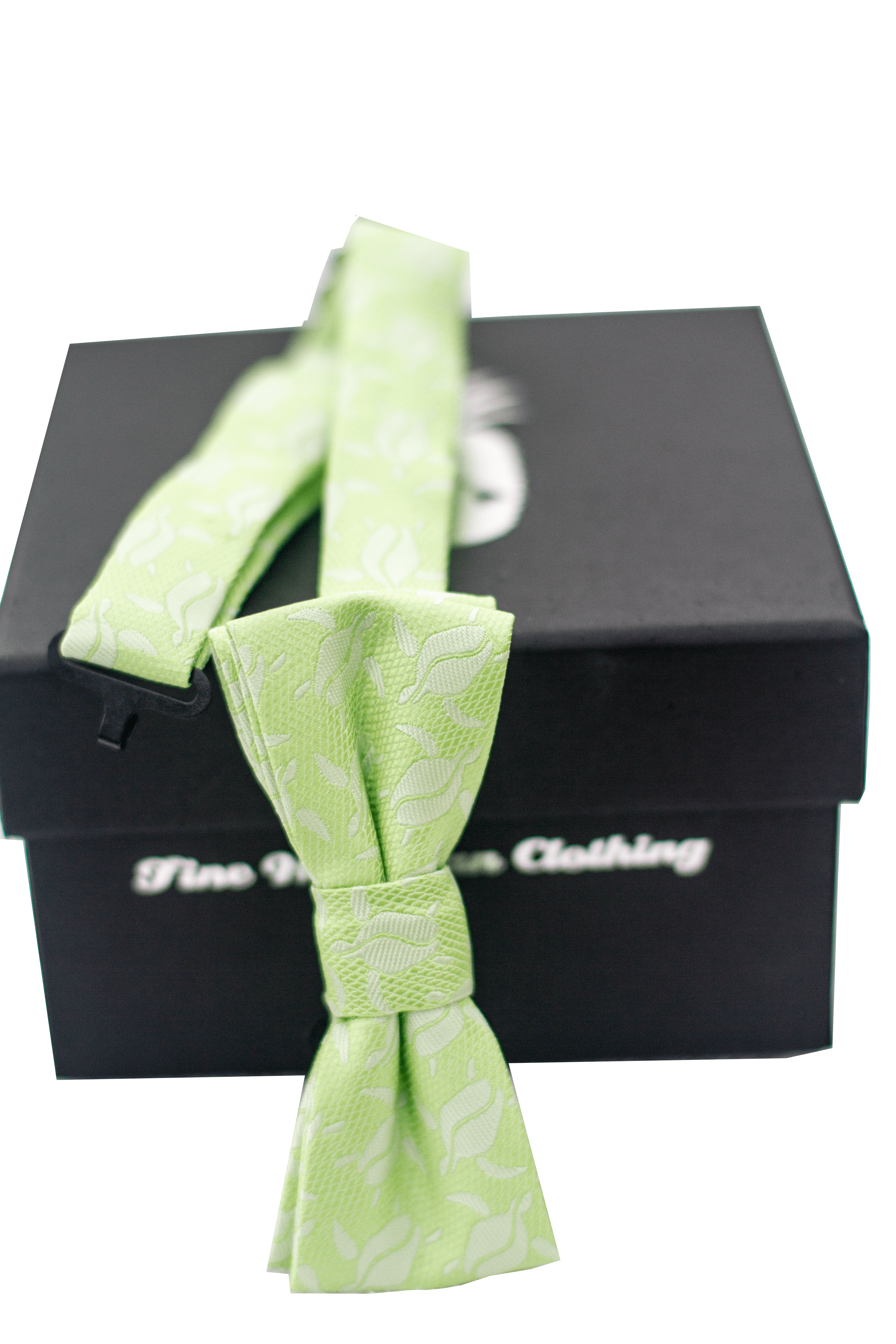 Kids' Honu Green Pre-tie Bowtie