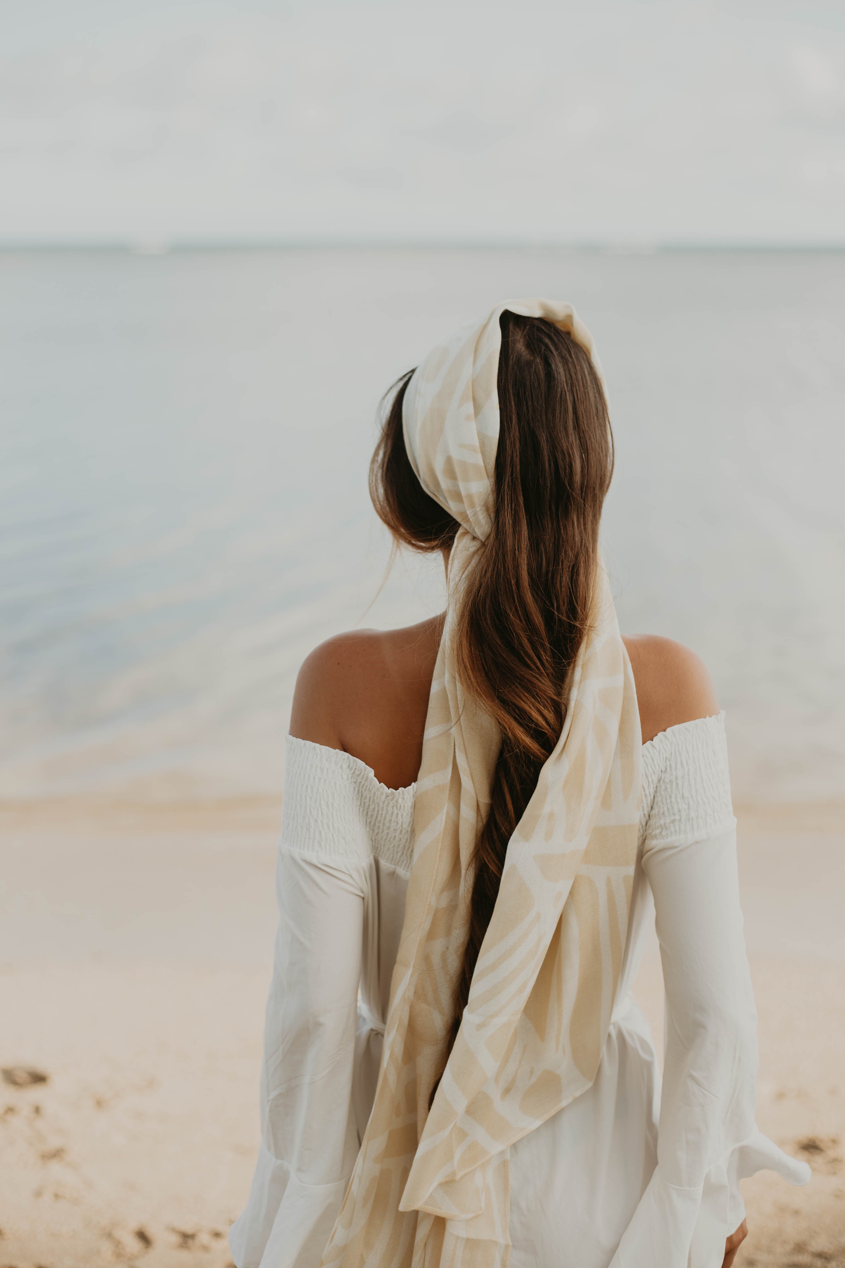 Mai'a White/Pineapple Yellow Women's Scarf